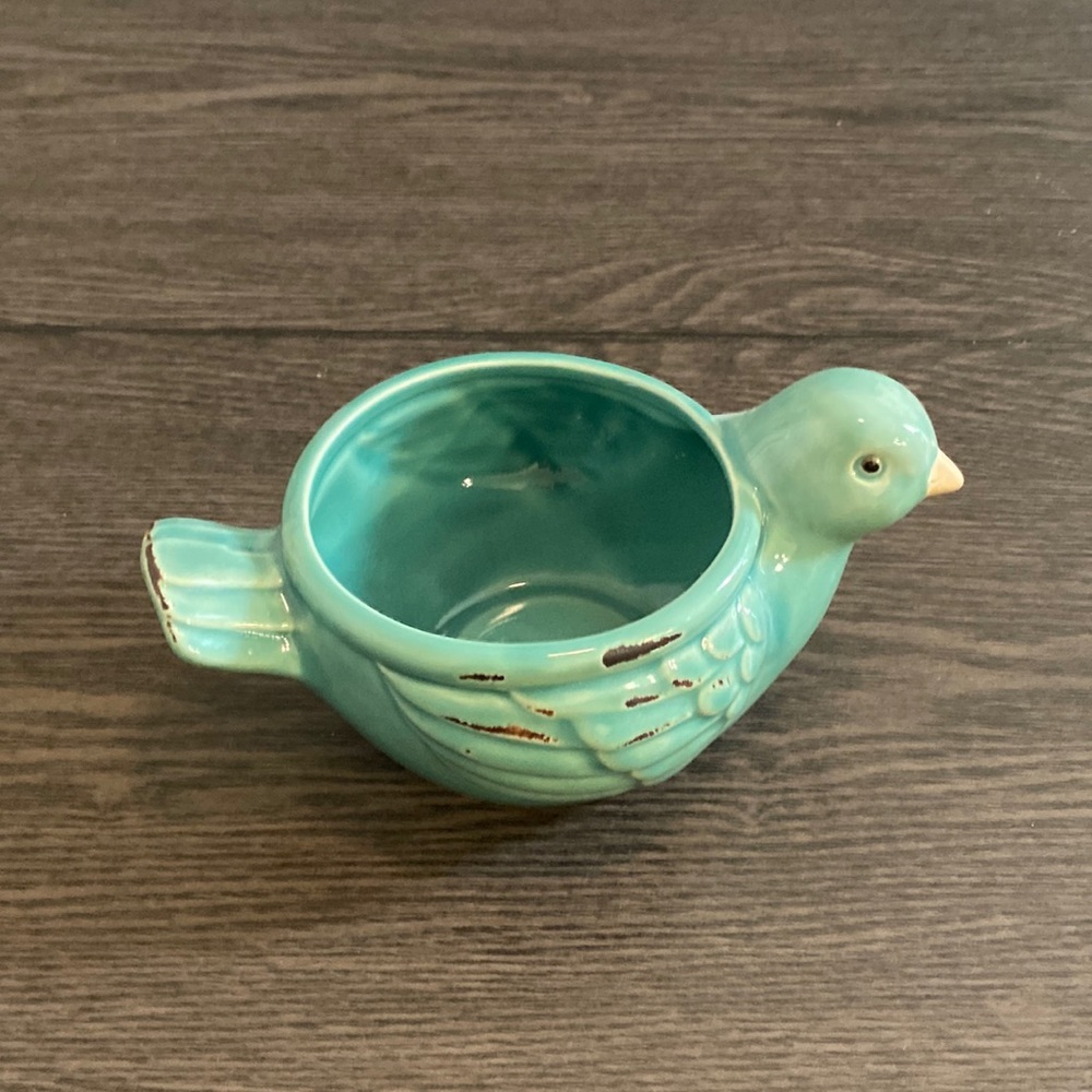 Seafoam green ceramic bird container. 4” diameter across opening. Cute! - Picture 4 of 11